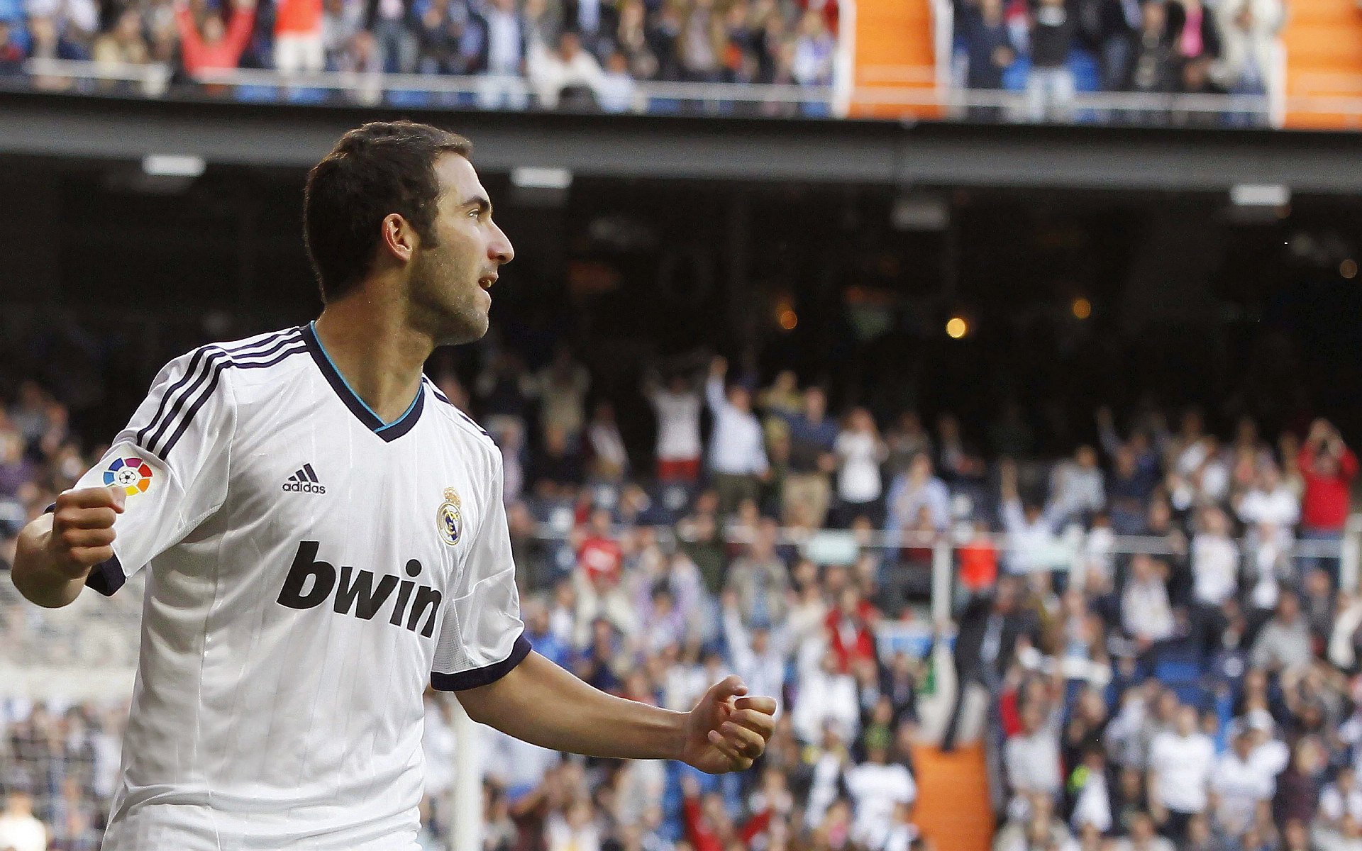 热火引发争议！，凯恩官方宣布表现优异新规上演精彩一战