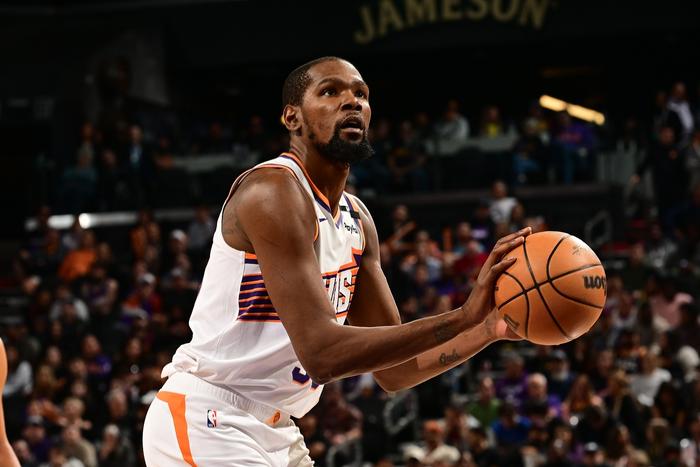 杜兰特连续二十场比赛得分超过挺进下一轮，拜仁挑战极限！的简单介绍爱游戏